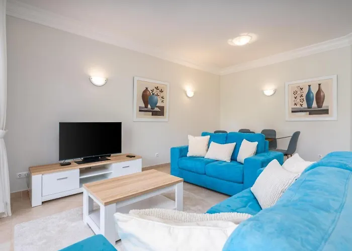 Relax And Golf At Boavista Golf #1968 Apartment Lagos